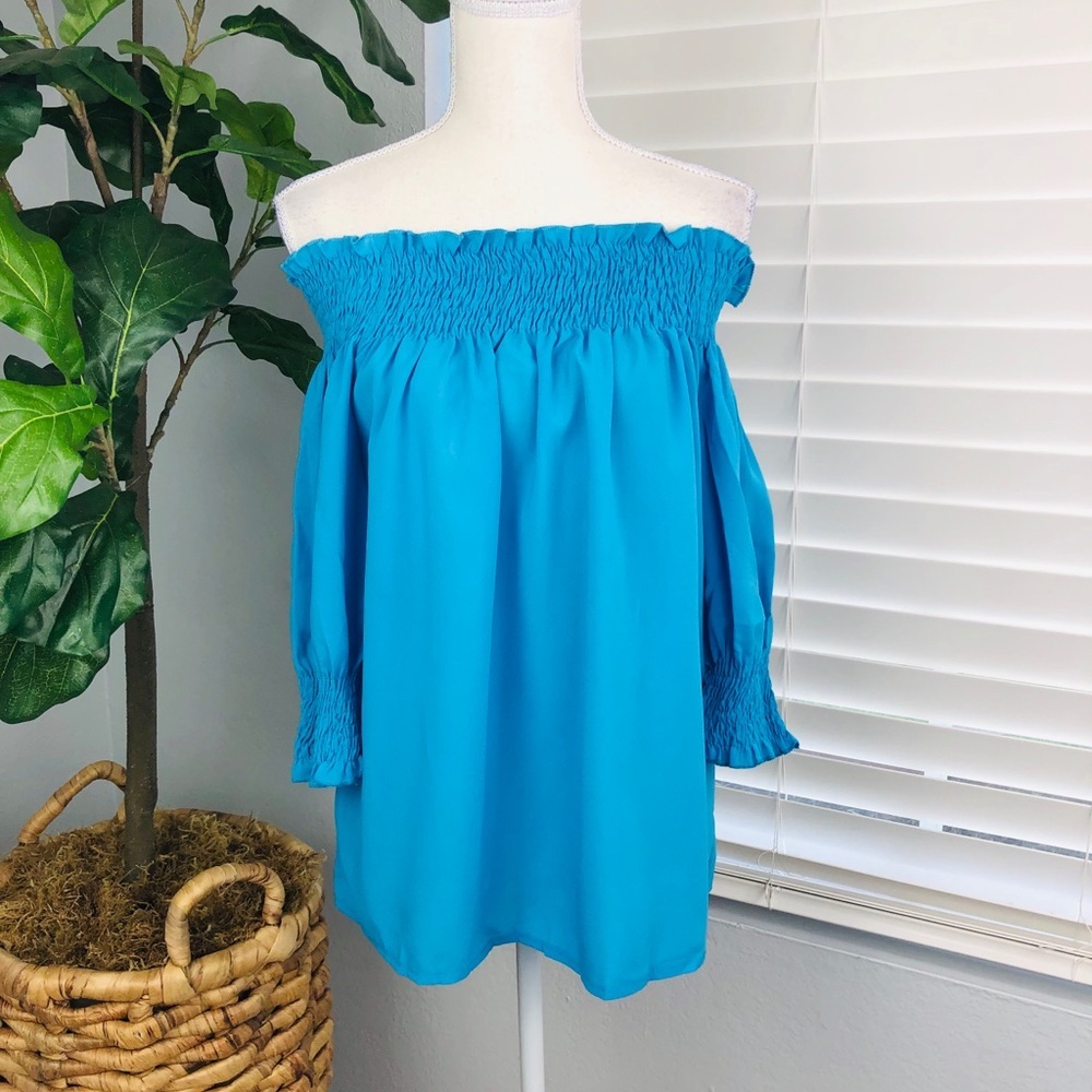 NWT BLUE RELIPOP OFF SHOULDER TOP